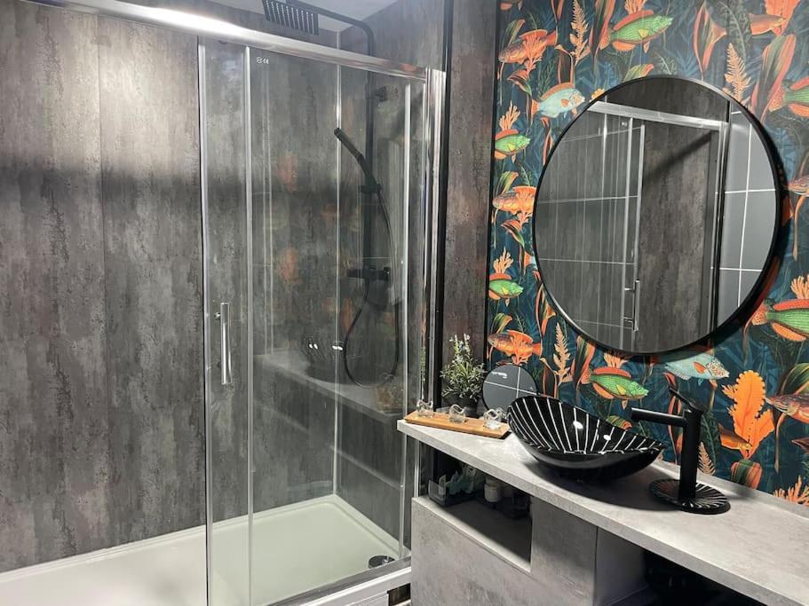 The Exclusive Jacuzzi Apartment Μπέρμιγχαμ Εξωτερικό φωτογραφία