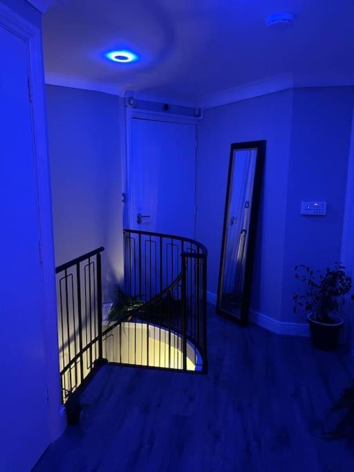 The Exclusive Jacuzzi Apartment Μπέρμιγχαμ Εξωτερικό φωτογραφία